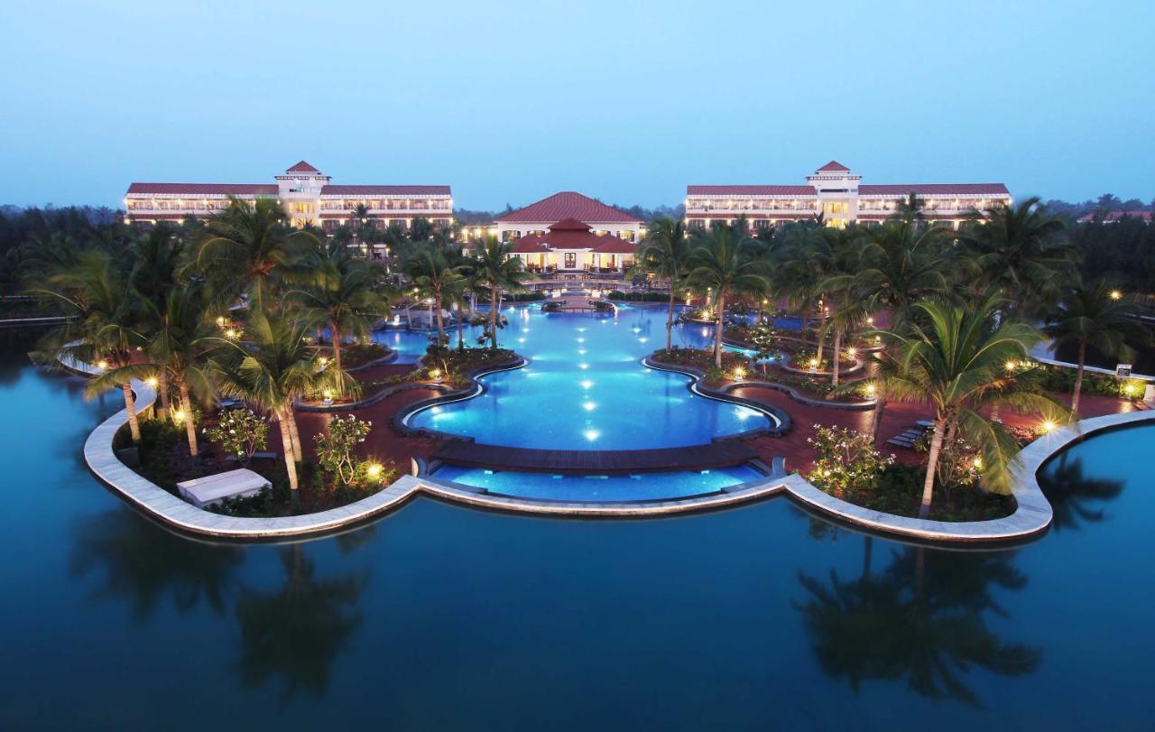 Ocean Spray Hotel Kalapettai Exterior photo